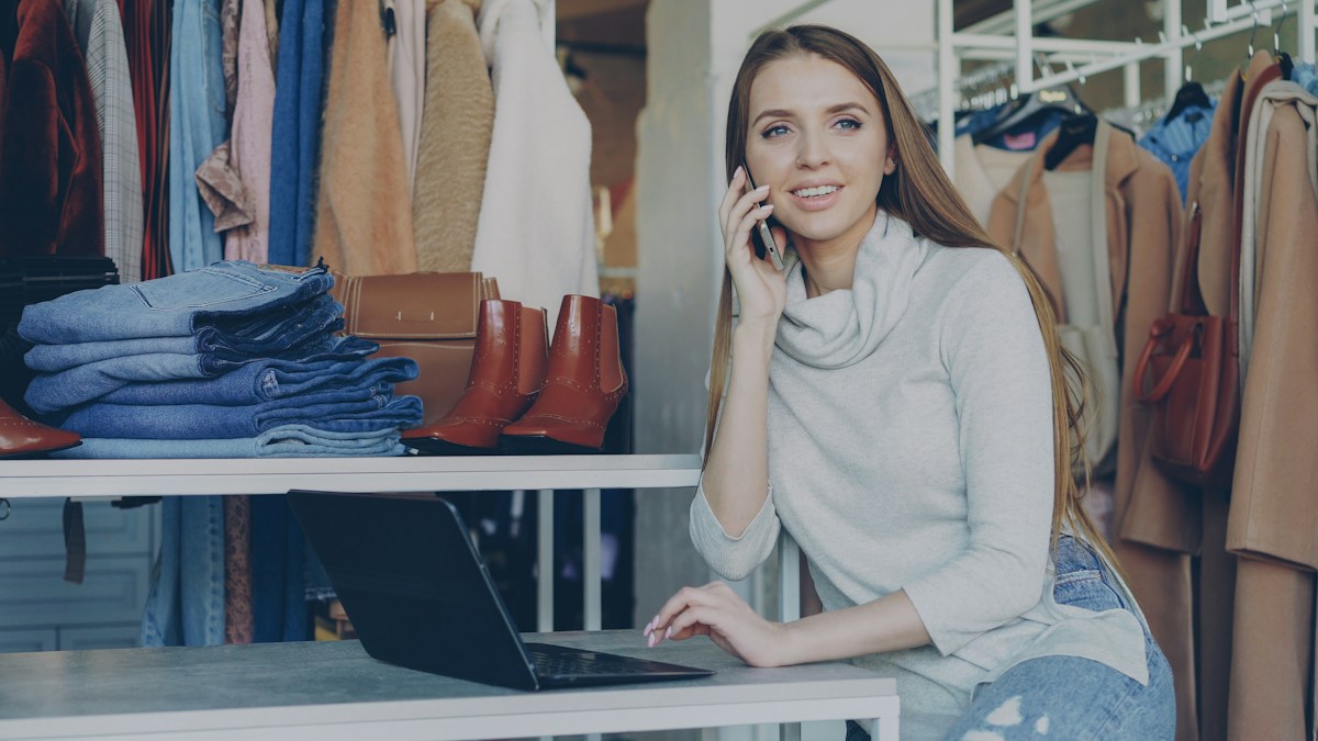 AI Receptionist vs Call Centre vs Answering Service: What Suits a Small Indian Business?